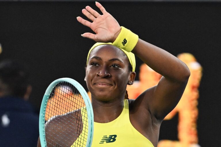 Gauff et Sabalenka se rapprochent d'un match revanche à l'Open d'Australie ; Djokovic et Alcaraz avancent