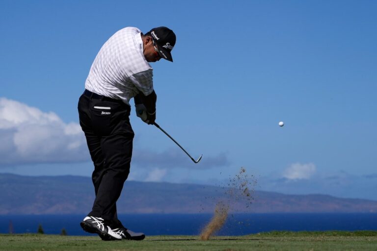 Hideki Matsuyama fixe l'objectif à Kapalua et devance Collin Morikawa d'un point