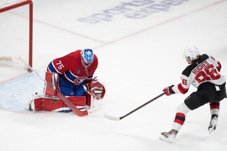 Jack Hughes marque à 4:06 de la prolongation et aide les Diables à vaincre les Canadiens 4-3