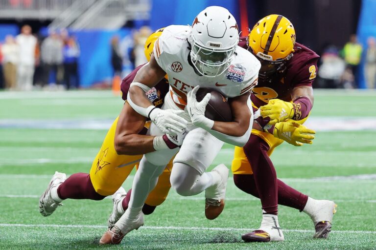 L’État de l’Ohio bat l’Oregon 41-21 au Rose Bowl et se qualifie pour les demi-finales du CFP