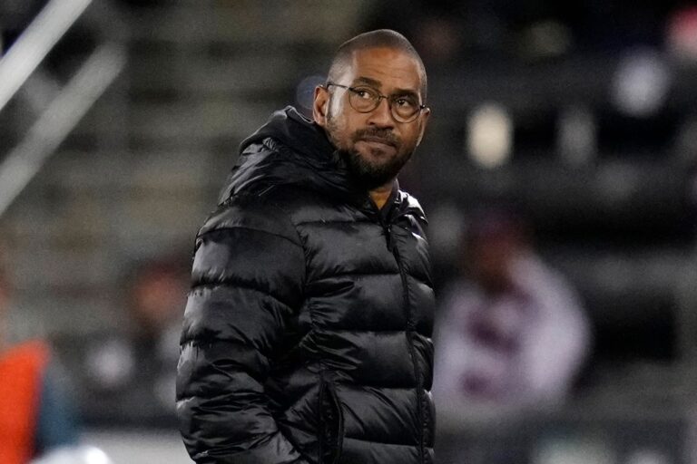 L'ancien adjoint Robin Fraser revient au Toronto FC en tant qu'entraîneur-chef
