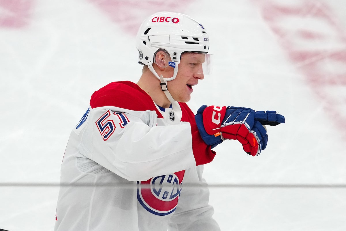 L'attaquant des Canadiens Emil Heineman blessé après avoir été heurté par une voiture dans l'Utah
