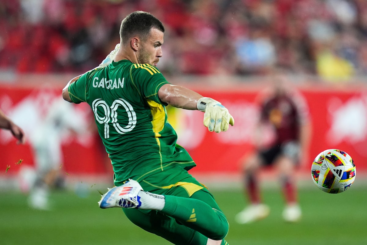 Le gardien du Toronto FC, Luka Gavran, signe une prolongation de contrat avec option pour la saison 2028