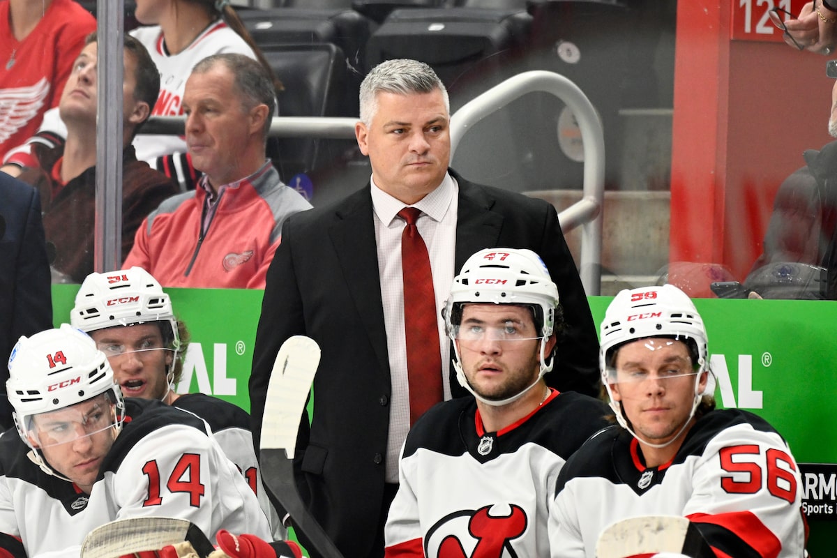Les Devils de Keefe tombent au retour de Toronto : « J'ai adoré chaque jour où j'ai entraîné les Leafs »