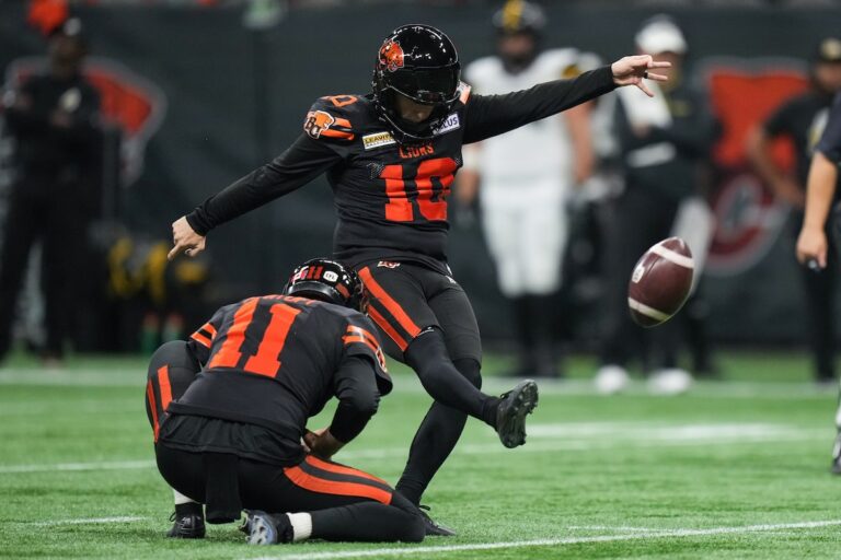 Les Lions signent le botteur vedette Sean Whyte pour une prolongation de contrat d'un an