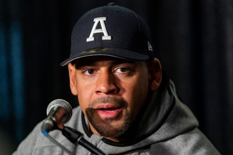 Les Roughriders de la Saskatchewan embauchent Andrew Harris comme entraîneur des porteurs de ballon