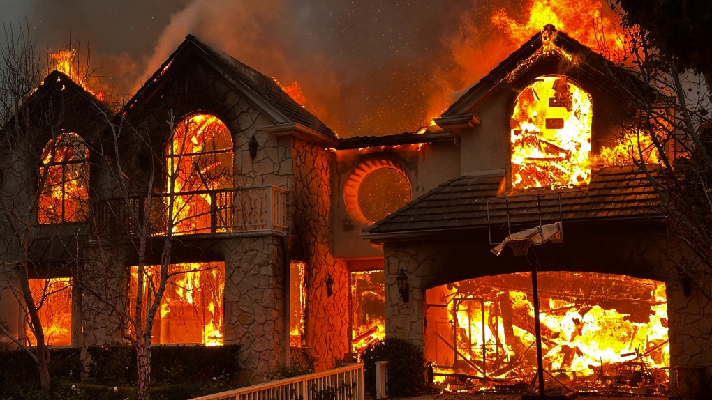 Les stars d'Hollywood réagissent aux incendies dévastateurs de Los Angeles