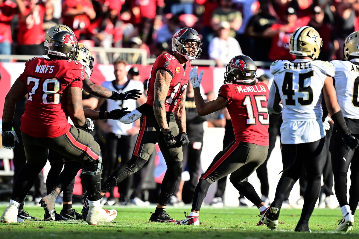 Mike Evans des Buccaneers égale le record de Jerry Rice dans la NFL avec une 11e saison consécutive avec 1 000 verges en réception