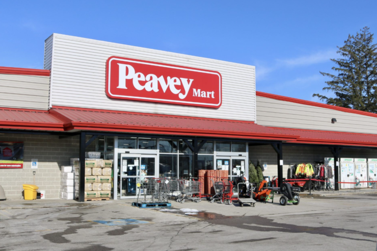 Peavey Mart fermera ses magasins à New Liskeard et à Sudbury