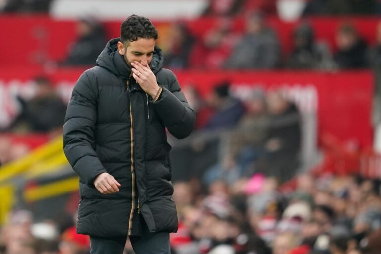 Plus de troubles pour Man United et Tottenham mais la lutte pour le titre de Nottingham Forest se renforce