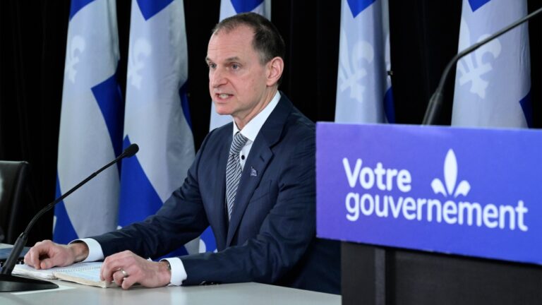 Québec maintient le cap sur l'impôt sur les gains en capital, malgré l'incertitude à Ottawa