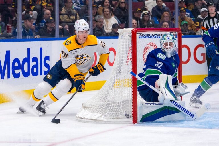 Stamkos marque un but marquant, les Predators blanchissent les Canucks 3-0
