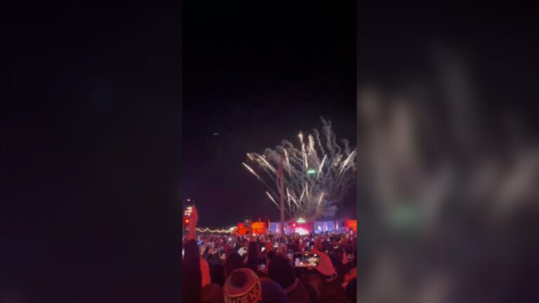 « Vraiment décevant » : l'organisateur affirme que le spectacle pyrotechnique du Nouvel An à Montréal a été interrompu en raison d'un « problème technique »