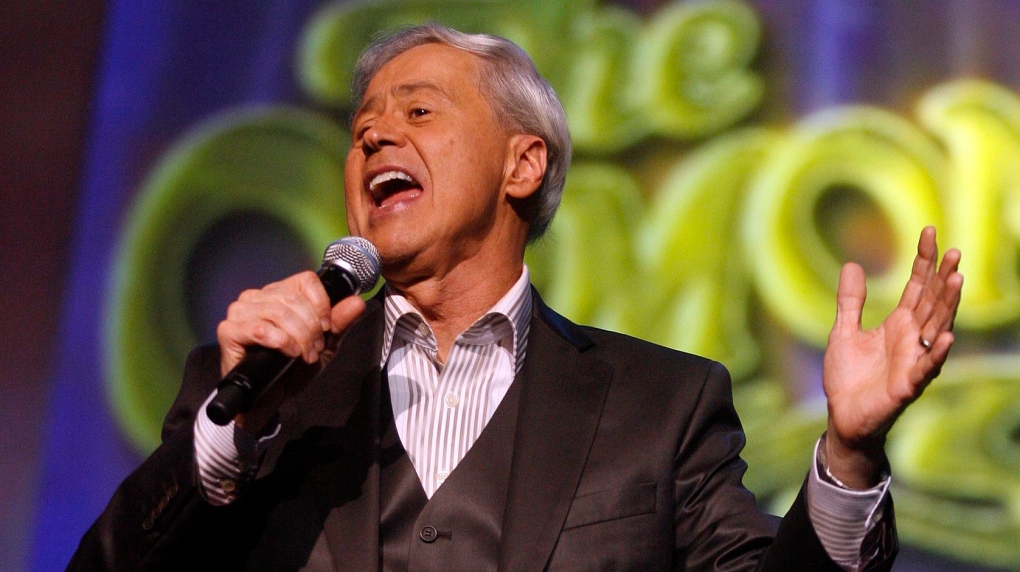 Wayne Osmond performs during a taping of the Osmonds 50th anniversary show at the Orlean's casino in Las Vegas on Tuesday, Aug. 14, 2007. (AP Photo/Isaac Brekken)