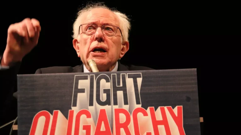 Sanders pour lancer la deuxième ronde de sa tournée «Fight Oligarchy»