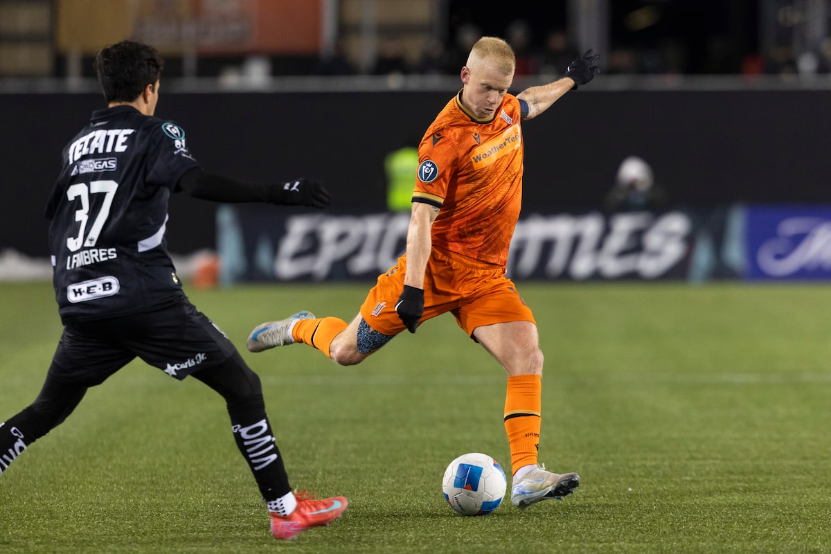 CF Monterrey survit aux conditions froides pour Down Forge 2-0 dans le jeu CONCACAF Cup