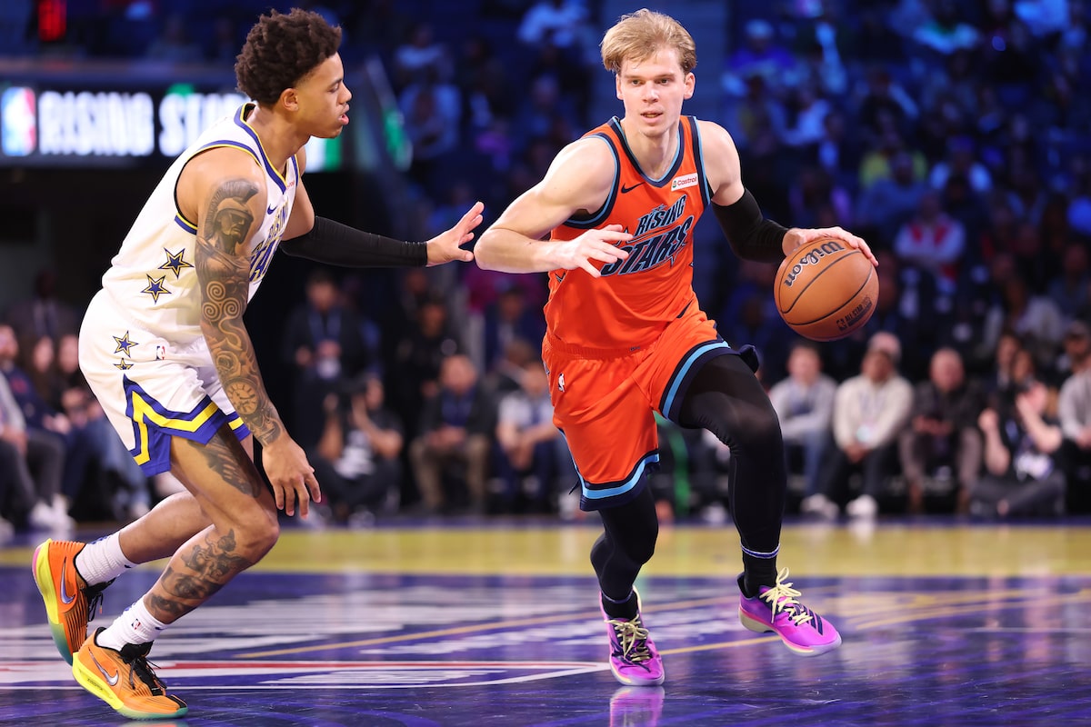 Castle, George dirige l'équipe C à Rising Stars Gagner et une place contre LeBron dans le match des étoiles