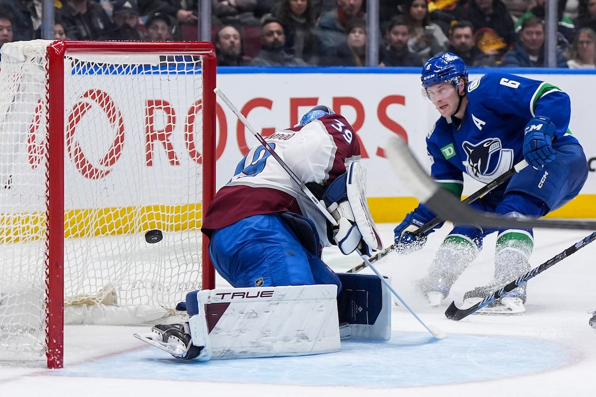 Demko Posts 25-Save Rowout, Canucks Blank Avalanche 3-0