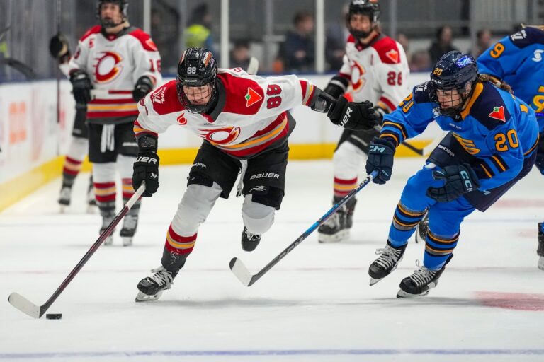 Edmonton cherche à impressionner en tant que destination d'extension en hébergeant le jeu de site neutre PWHL