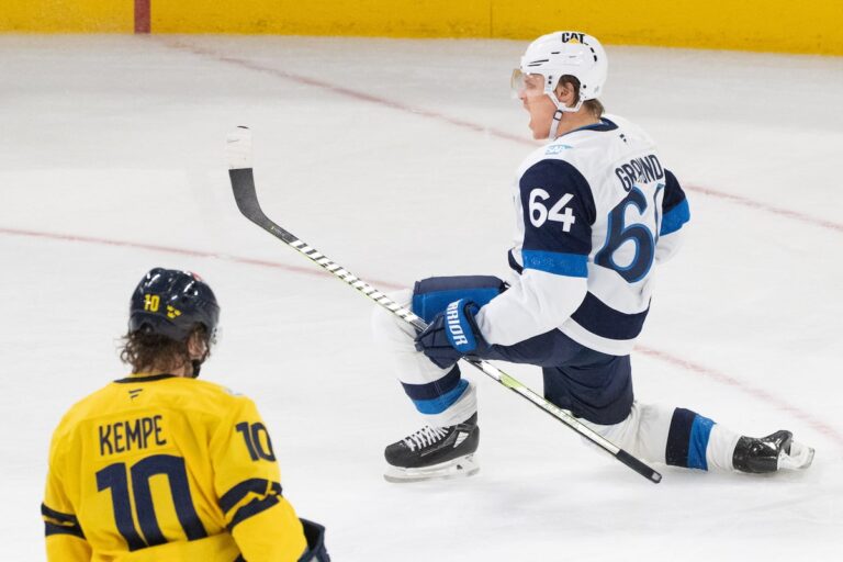 Granlund scores gagnant, la Finlande bat la Suède 4-3 en OT dans 4 nations