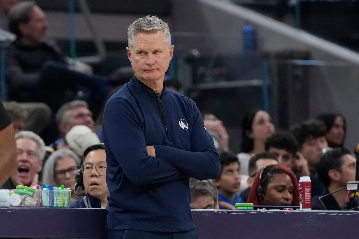 Kerr suggère que la date limite du commerce de la NBA Move to All-Star, donc les équipes n'ont pas à jouer en désavantage numérique