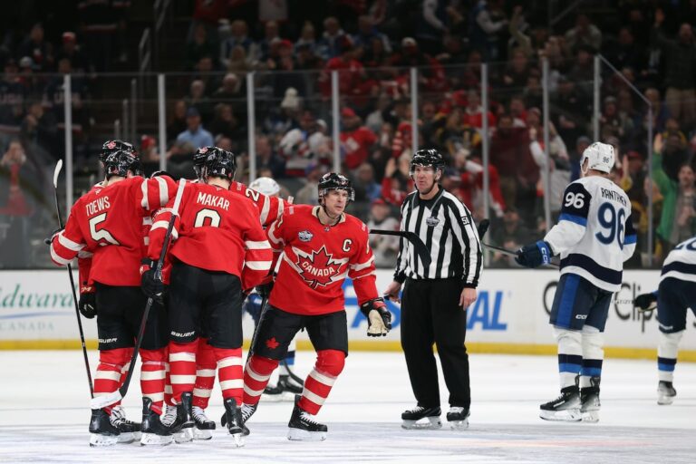 Le Canada bat la Finland
