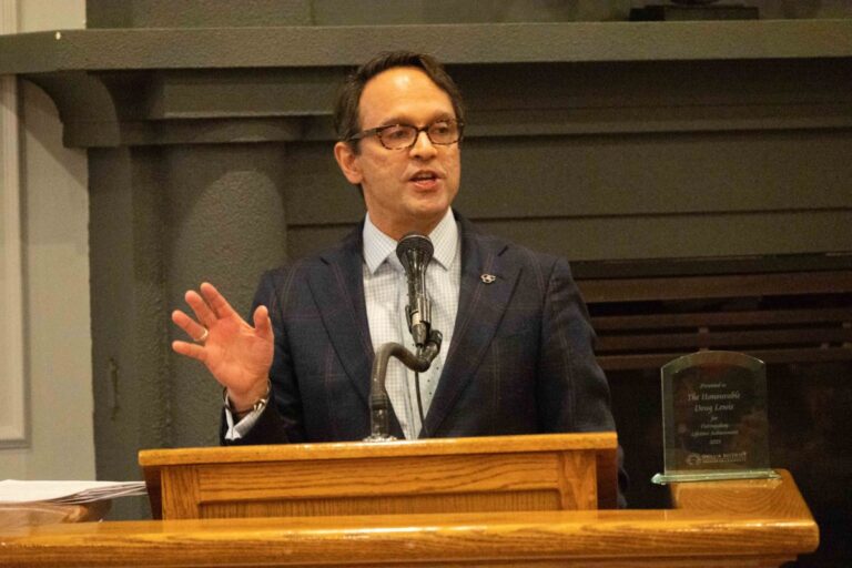 Le président de la chambre de l'Ontario exhorte les chefs d'entreprise locaux à «se tenir ensemble» au milieu de l'incertitude