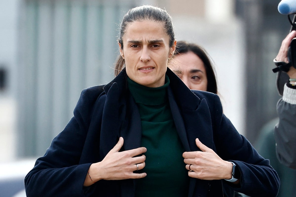 L'entraîneur de football des femmes espagnol a déclaré à la cour qu'elle ne punissait pas Hermoso en l'omettant après que Rubiales s'embrasse