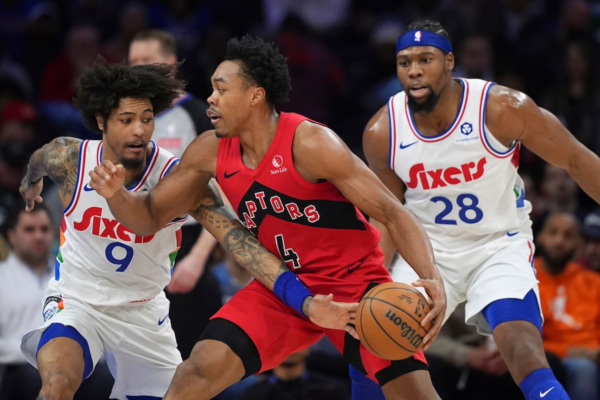 Les Raptors laissent tomber 76ers à une saison de 13 matchs sous .500 avec 106-103 victoire
