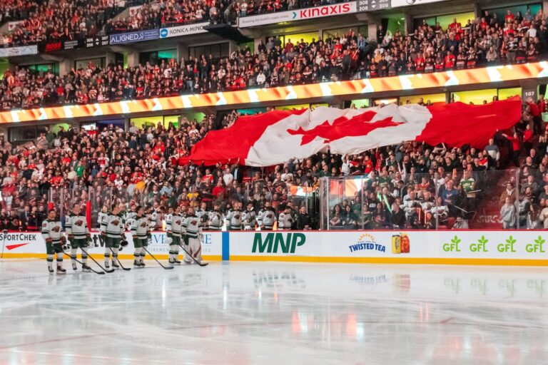 Les fans canadiens de hockey canadiens font savoir aux Américains que nous ne sommes plus copains