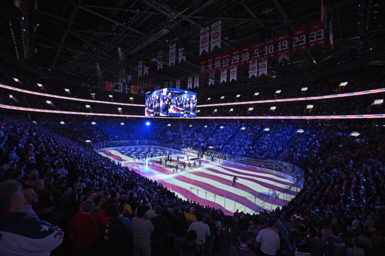 Les fans de Montréal Boo American National Anthem dans 4 nations confrontées