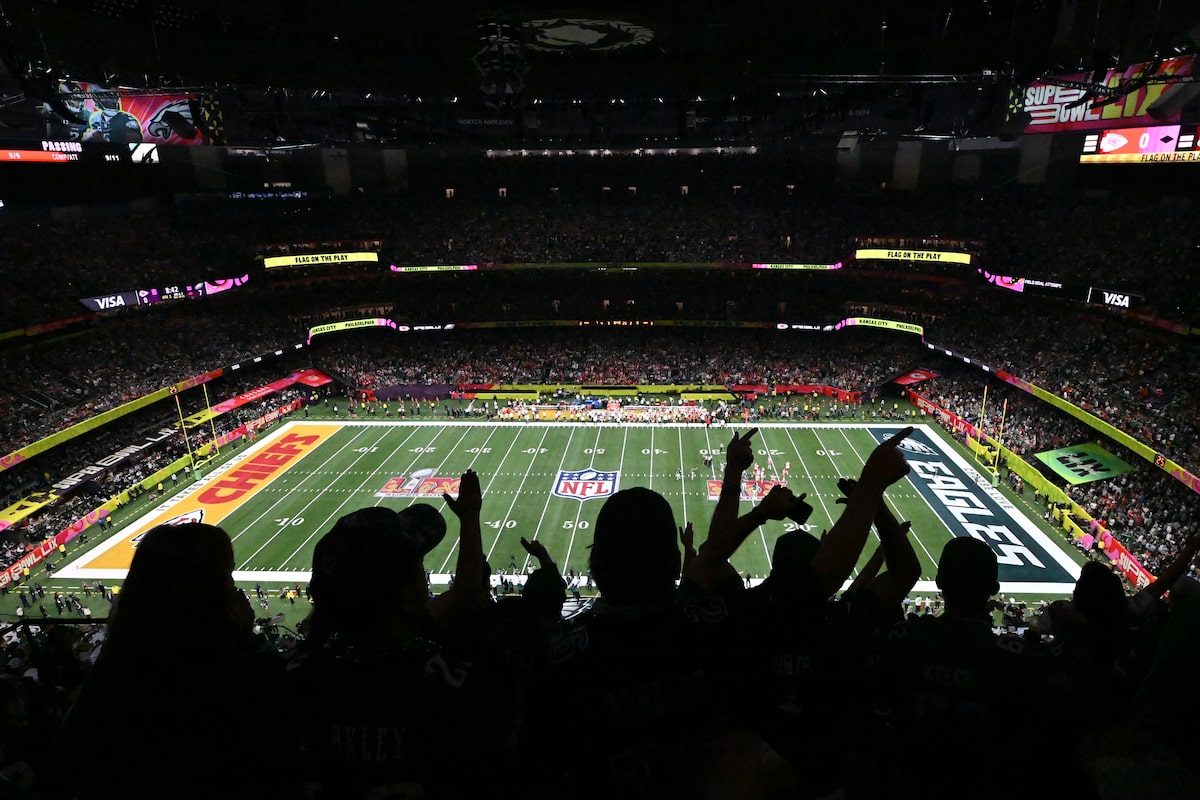 Les marques canadiennes disent «désolé, pas désolé» dans une explosion inhabituelle d'annonces patriotiques du Super Bowl