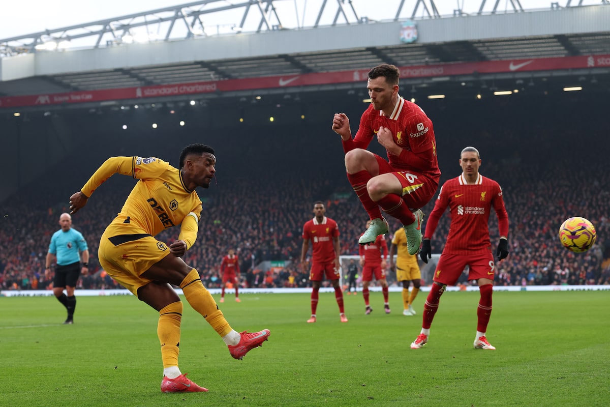 Liverpool Edge devant les loups pour aller à sept points clairs en haut