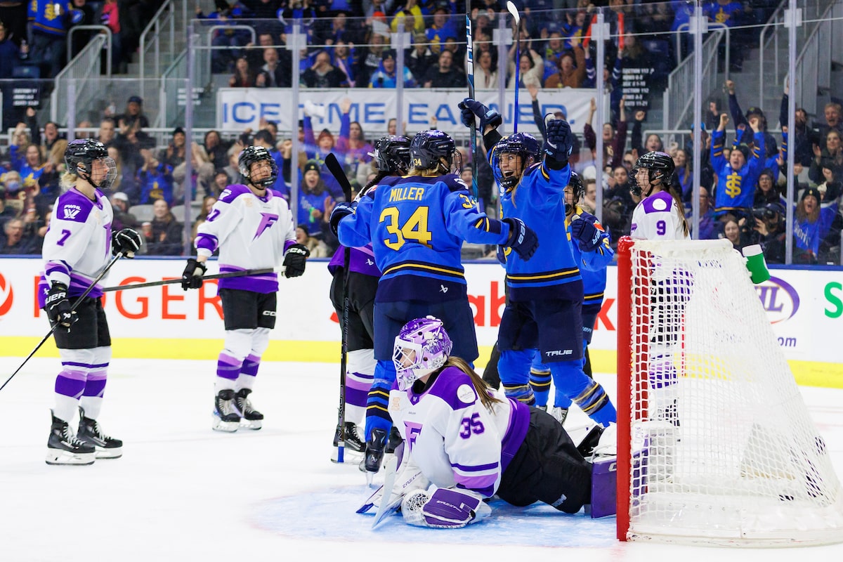 Natalie Spooner Tallies aide à un retour tant attendu dans la gamme SCEPTRES