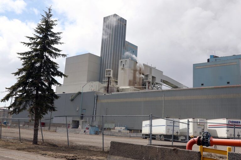 Noms de l'usine de Thunder Bay Nouveau PDG