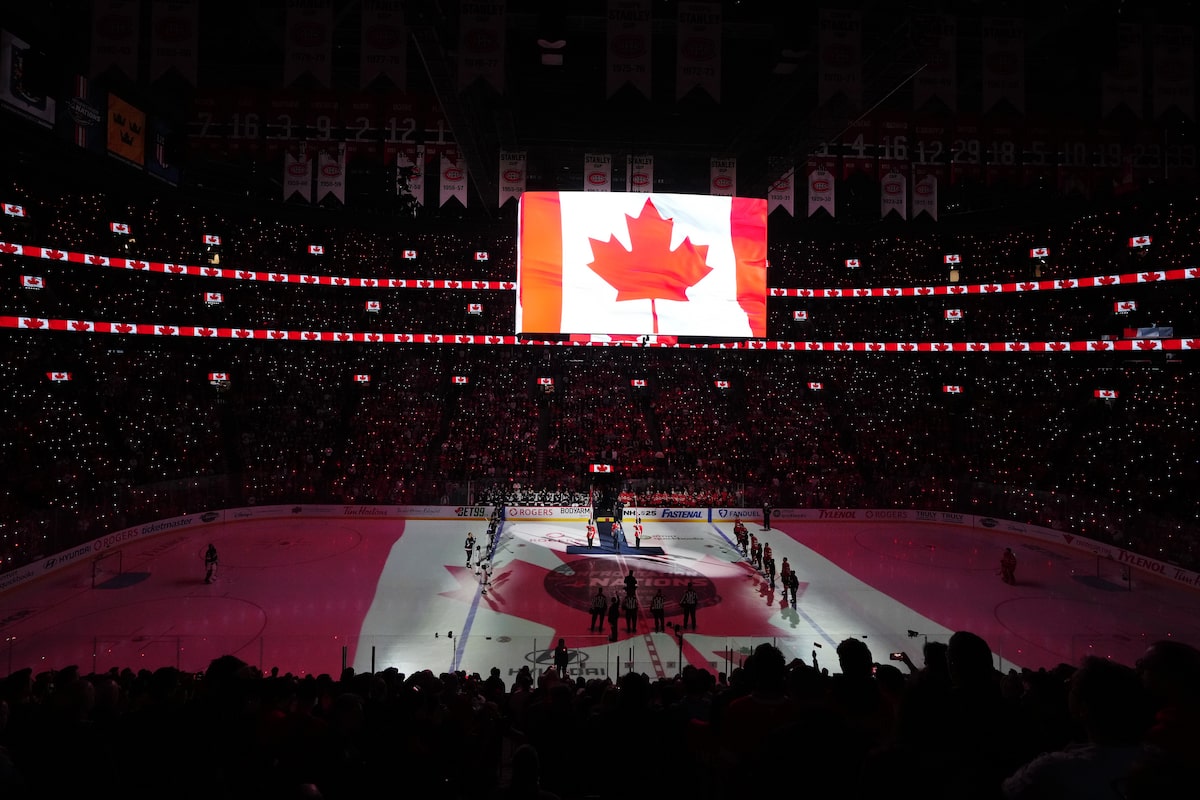 `` O Canada '' a hué avant la finale de 4 nations