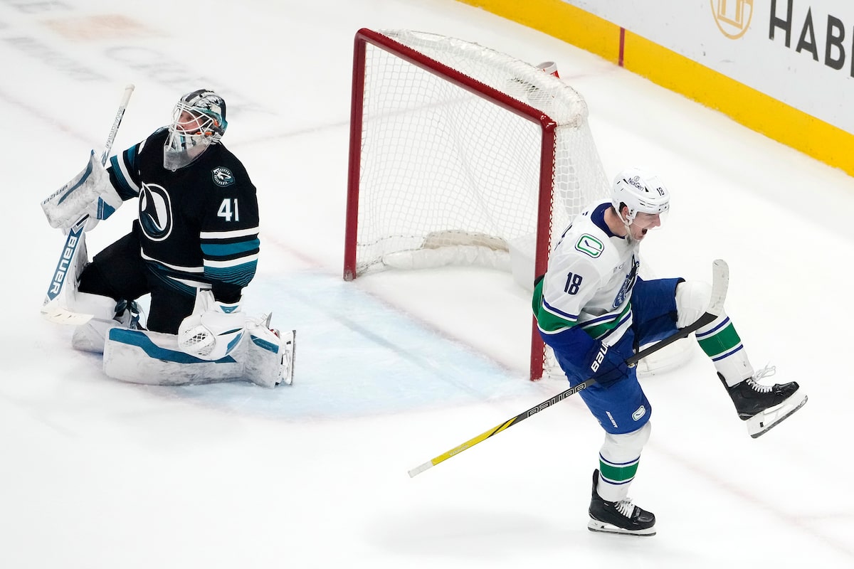 O'Connor marque le but de la pénalité en prolongation pour donner aux Canucks 2-1 victoire sur les Sharks