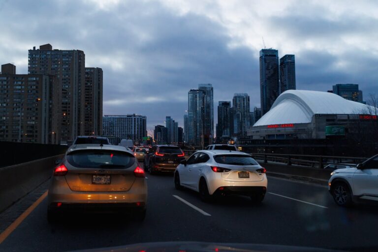 Une autre équipe de la LNH dit que Toronto Gridlock les a forcés à se rendre à la patinoire
