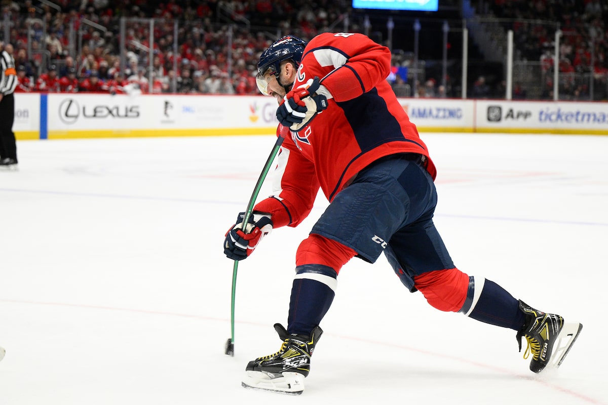 Alex Ovechkin stimule la défaite contre Sabres, a besoin de cinq pour battre le record de la LNH de Gretzky