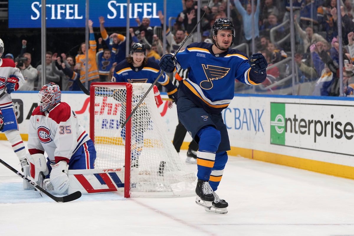 Broberg, Thomas a quatre points chacun alors que Blues battait les Canadiens 6-1 pour la septième victoire consécutive