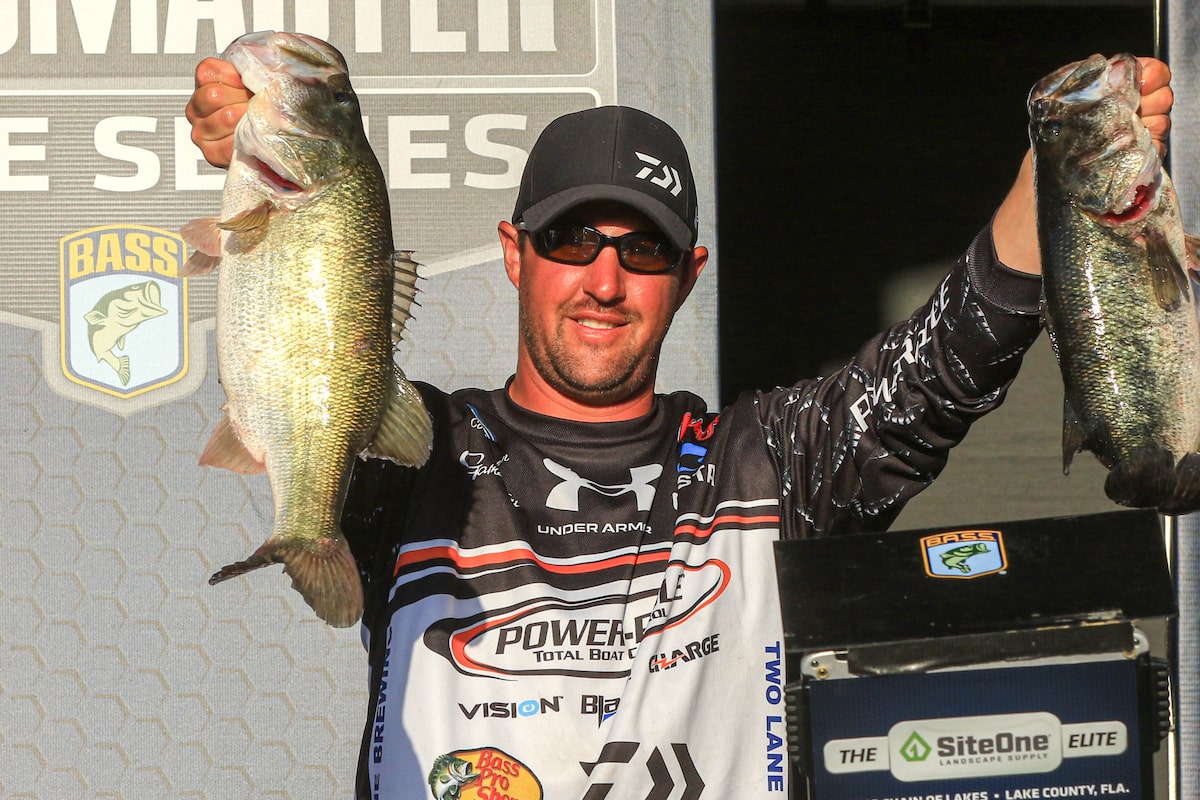 Canadiens Cory, Chris Johnston Post Top-10 Finitions dans Bassmaster Classic