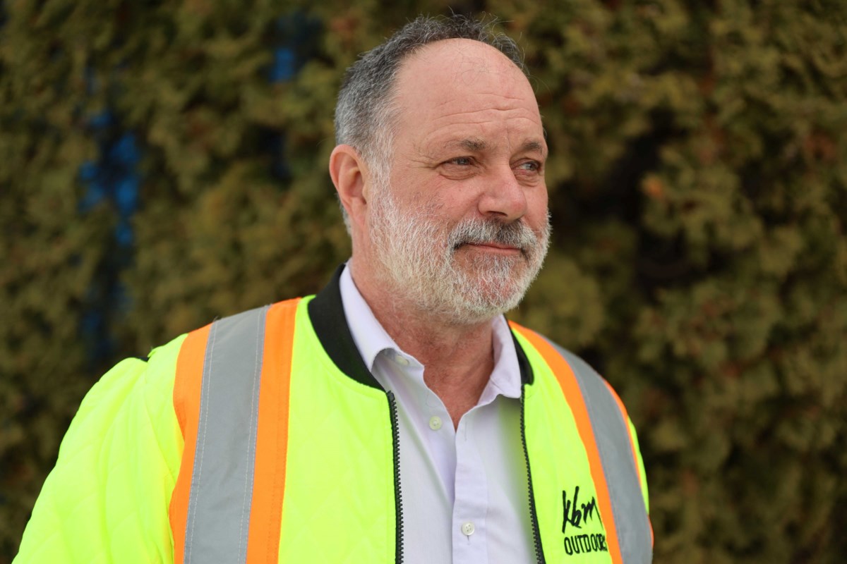 `` Ce n'est pas une bonne nouvelle '': Local Forestry Expert réagit à la guerre tarifaire du Canada-US