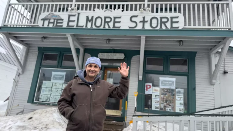Coincé au Vermont: en tournée dans le magasin Elmore avec Tim Lindenmeyr pendant sa rénovation