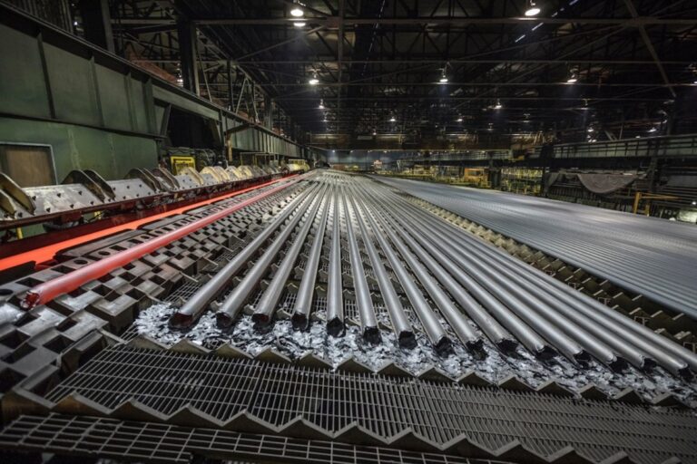 Femmes dans les métiers: comment Lily Wynne passe à 9 000 heures dans l'apprentissage électrique