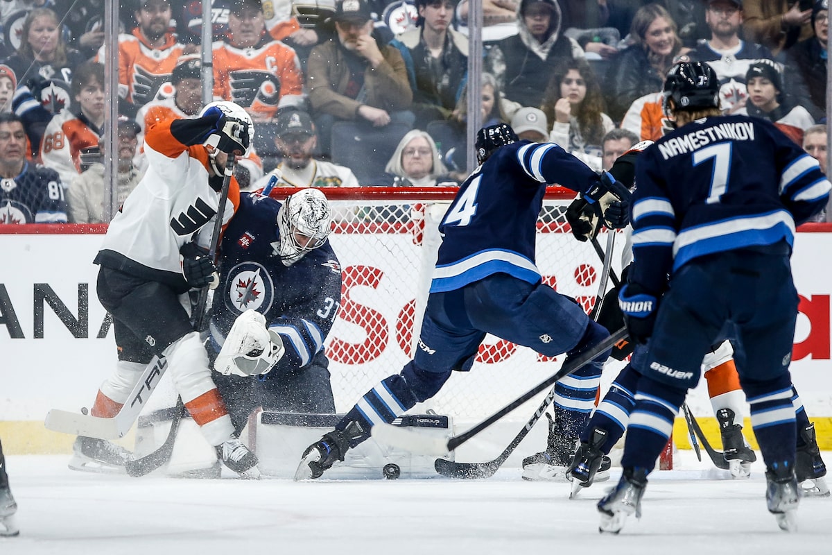 Flyers Ground Flyers Jets 2-1 en Shootout
