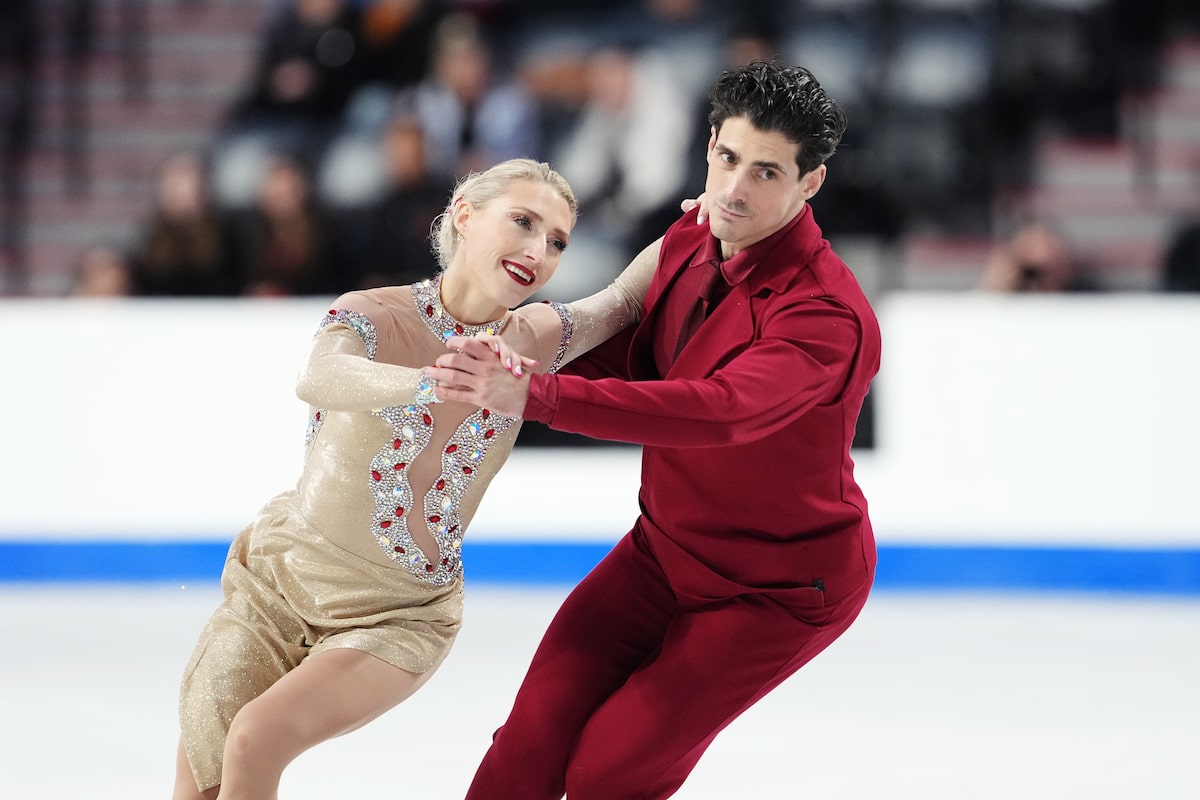 Gilles, Poirier s'en tient à leur plan avec de l'or en vue dans les mondes de patinage artistique