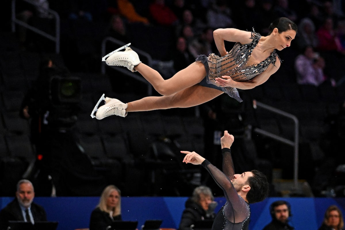Le Canada Stellato-Dudek, Deschamps septième après le programme court de patinage artistique mondial