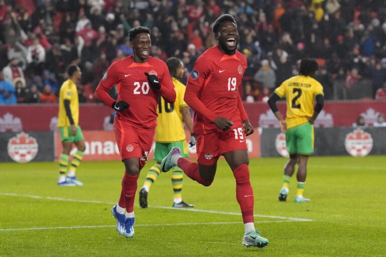 L'équipe canadienne de football masculin pour jouer deux matchs amicaux à Montréal en aval à la Coupe du monde de la FIFA 2026