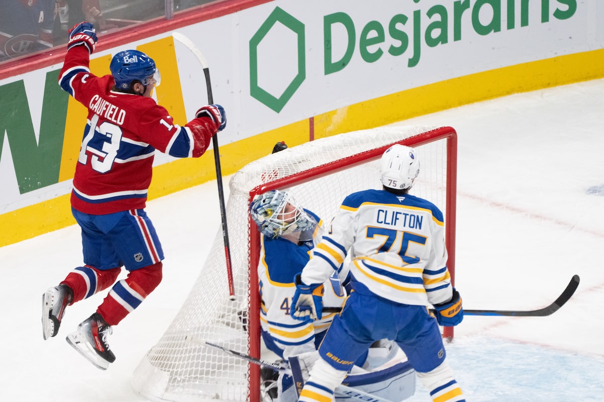 Les Canadiens Edge Sabres 4-3 en OT pour la cinquième victoire consécutive, déplacez un point des séries éliminatoires