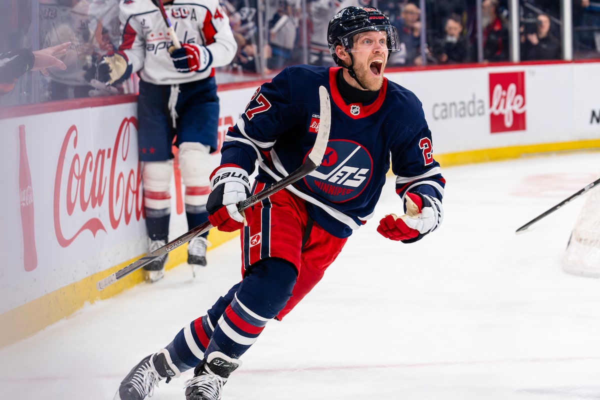 Les Jets ont ravi de KO les Caps 3-2 en OT, malgré le but tardif d'Ovechkin